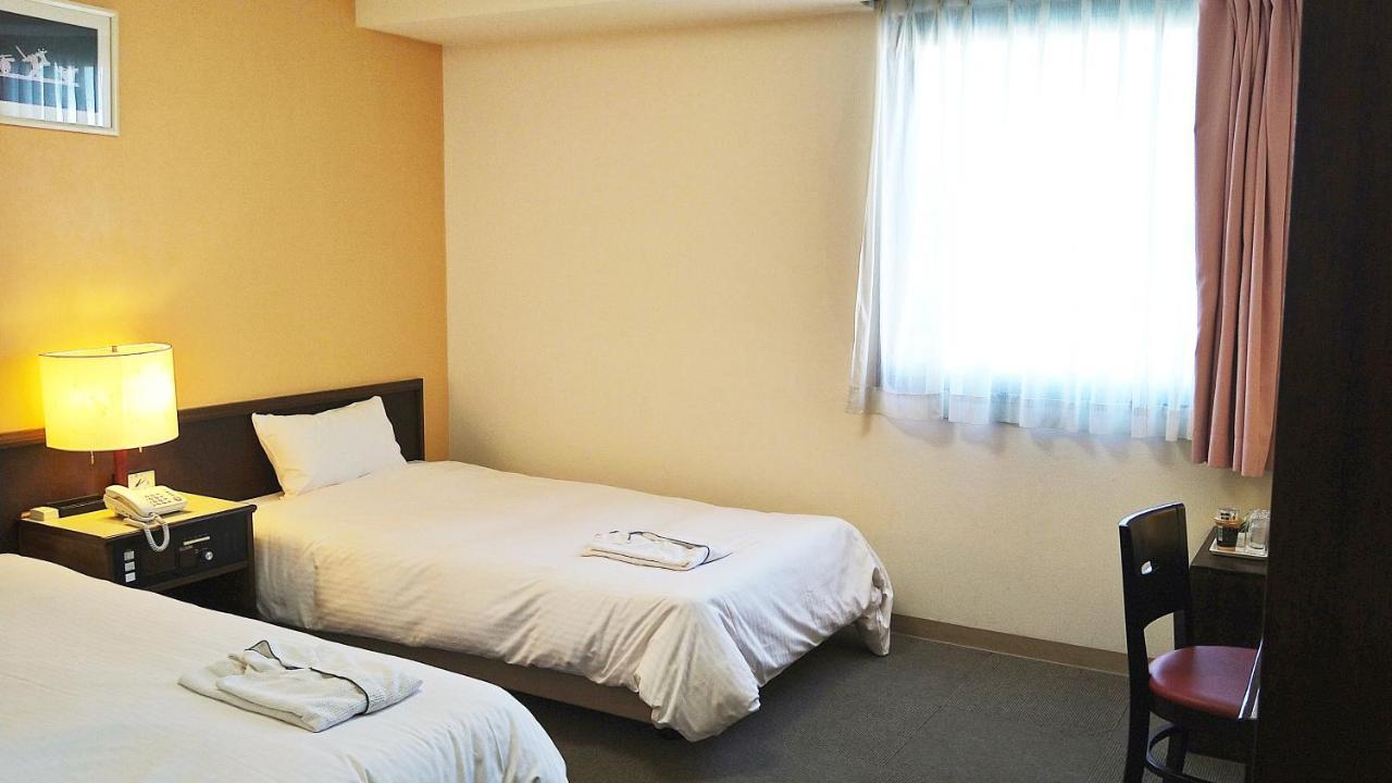 Hotel Rapport Senjukaku 2*